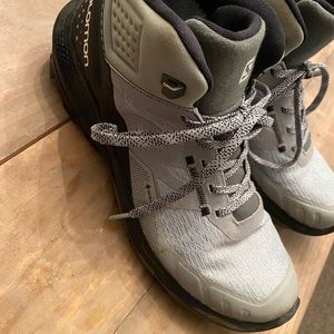 Salomon Outpulse Mid GORE-TEX Hiking Boots - Men's size US 9